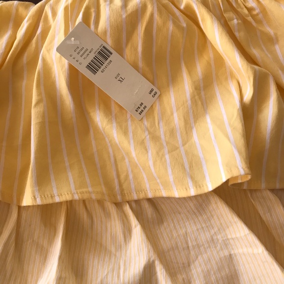 NWT Anthropologie Ruffled One-Shoulder Blouse. - Picture 6 of 8